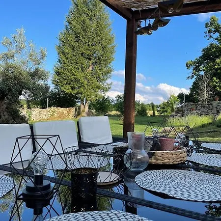Luxurious 18th Century French With Swimming Pool And Jacuzzi -villa Renovee Avec Jacuzzi Et Piscine *